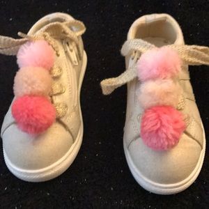 Size 9 Cute shoes for toddler girl only used twice